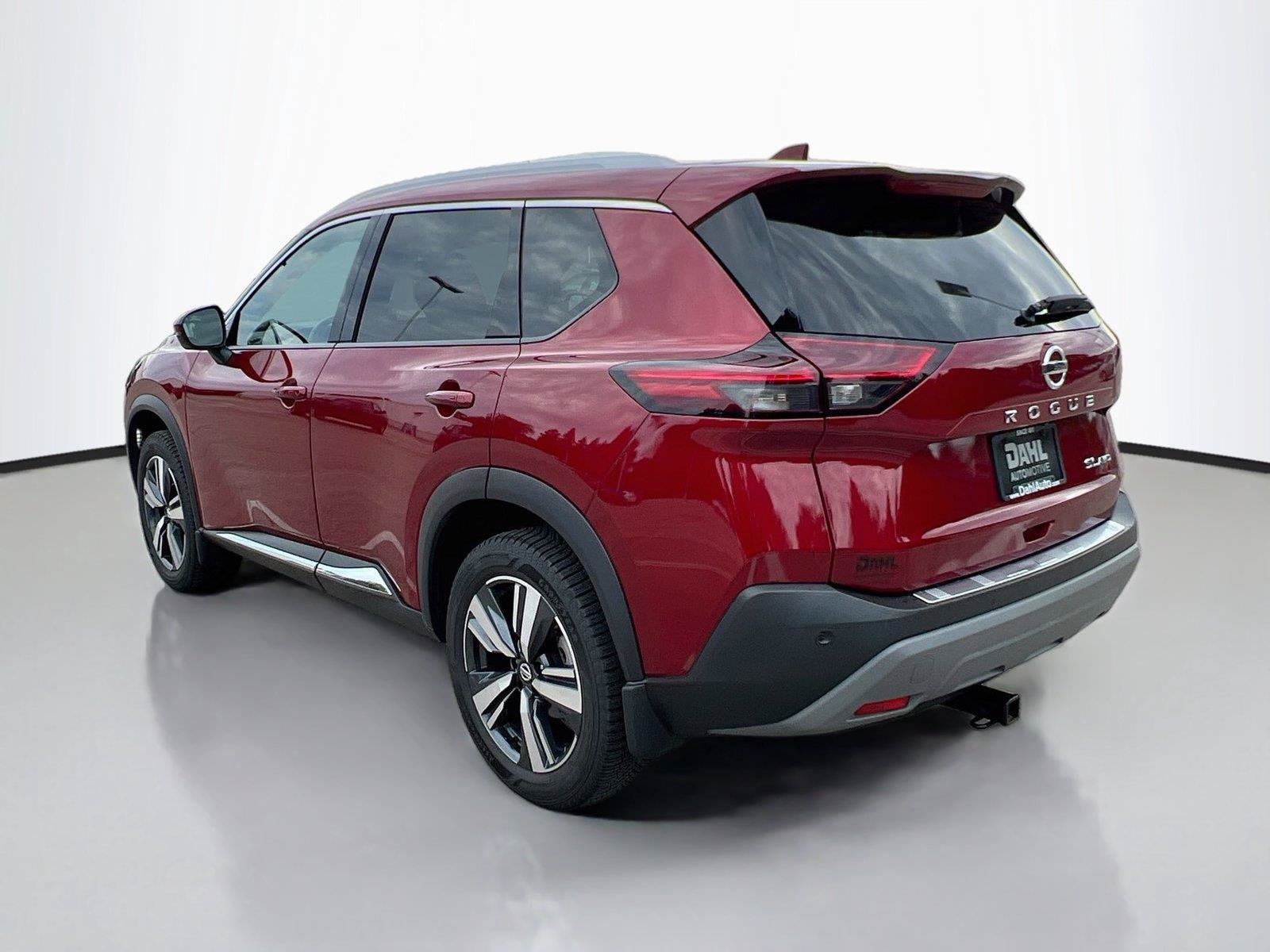 Used 2021 Nissan Rogue SL w/ Premium Package AWD/4WD image 10