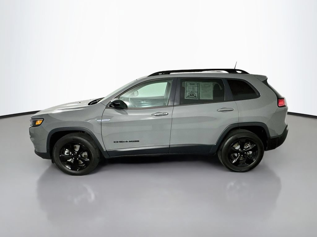 Used 2023 Jeep Cherokee Altitude Lux AWD/4WD image 4