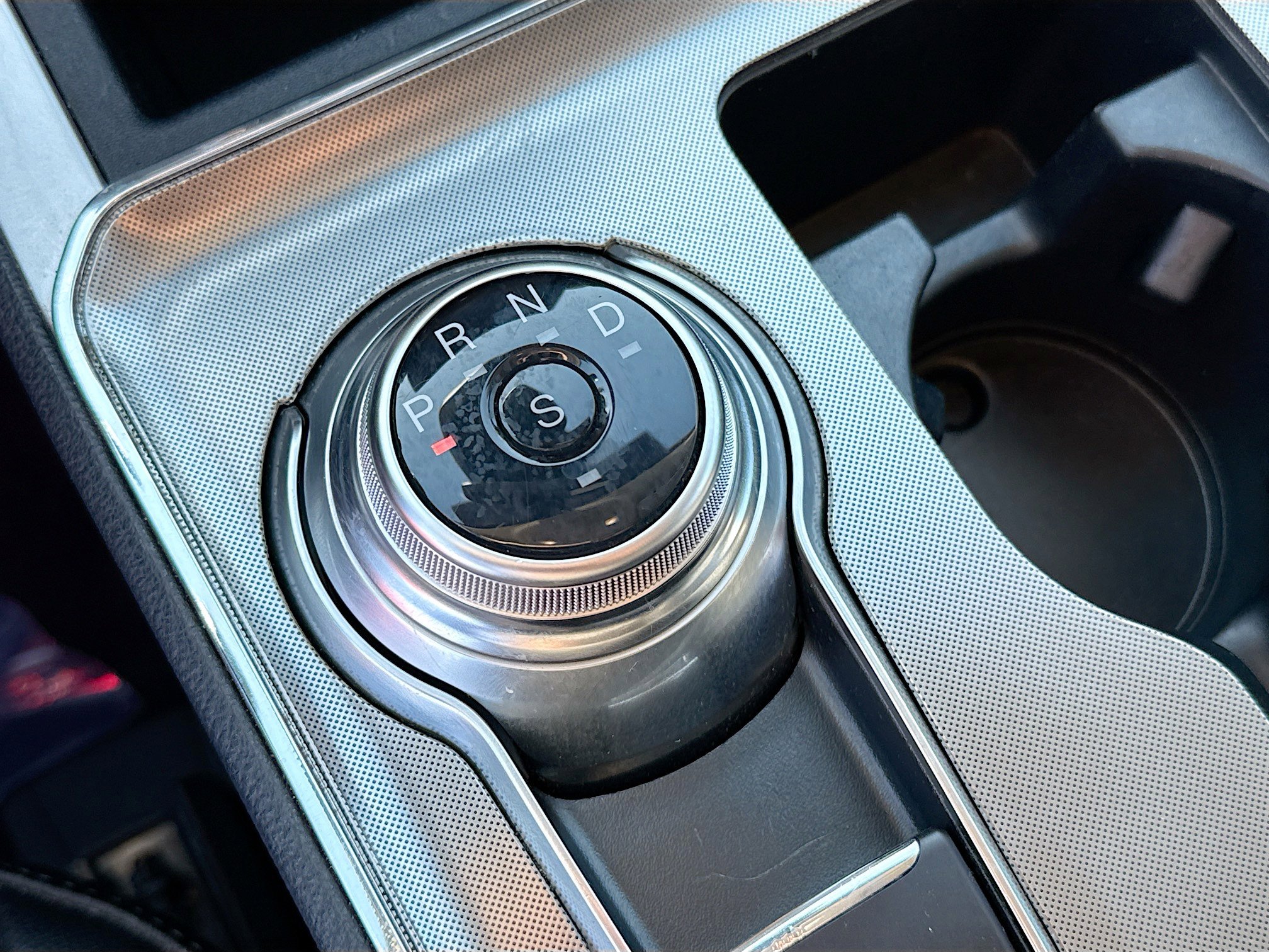 Used 2022 Ford Edge SEL image 29