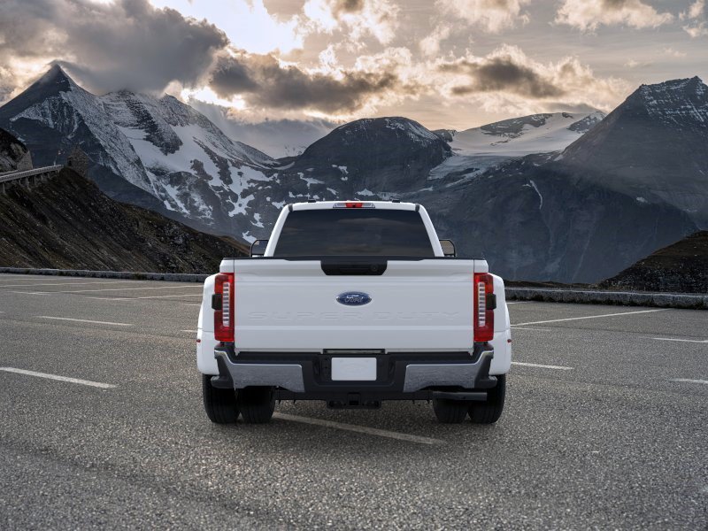 New 2026 Ford F350 XLT w/ 360-Degree Camera Package AWD/4WD image 5