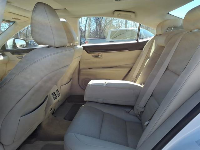 Used 2014 Lexus ES 350 w/ Premium Package image 13