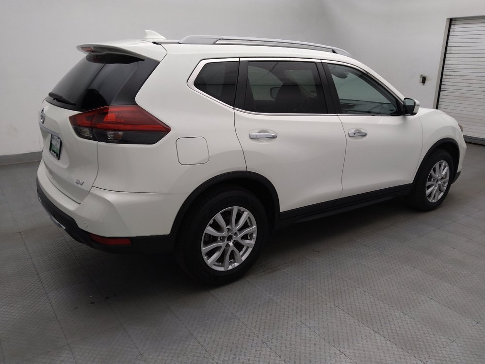 Used 2020 Nissan Rogue SV FWD image 10