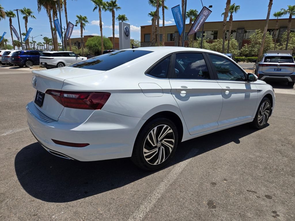 Certified 2021 Volkswagen Jetta SEL Premium FWD image 7