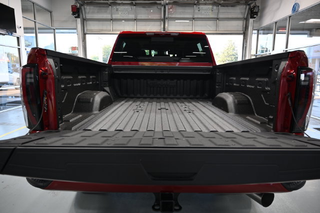 New 2026 GMC Sierra 2500 AT4 w/ AT4 Premium Plus Package AWD/4WD image 8