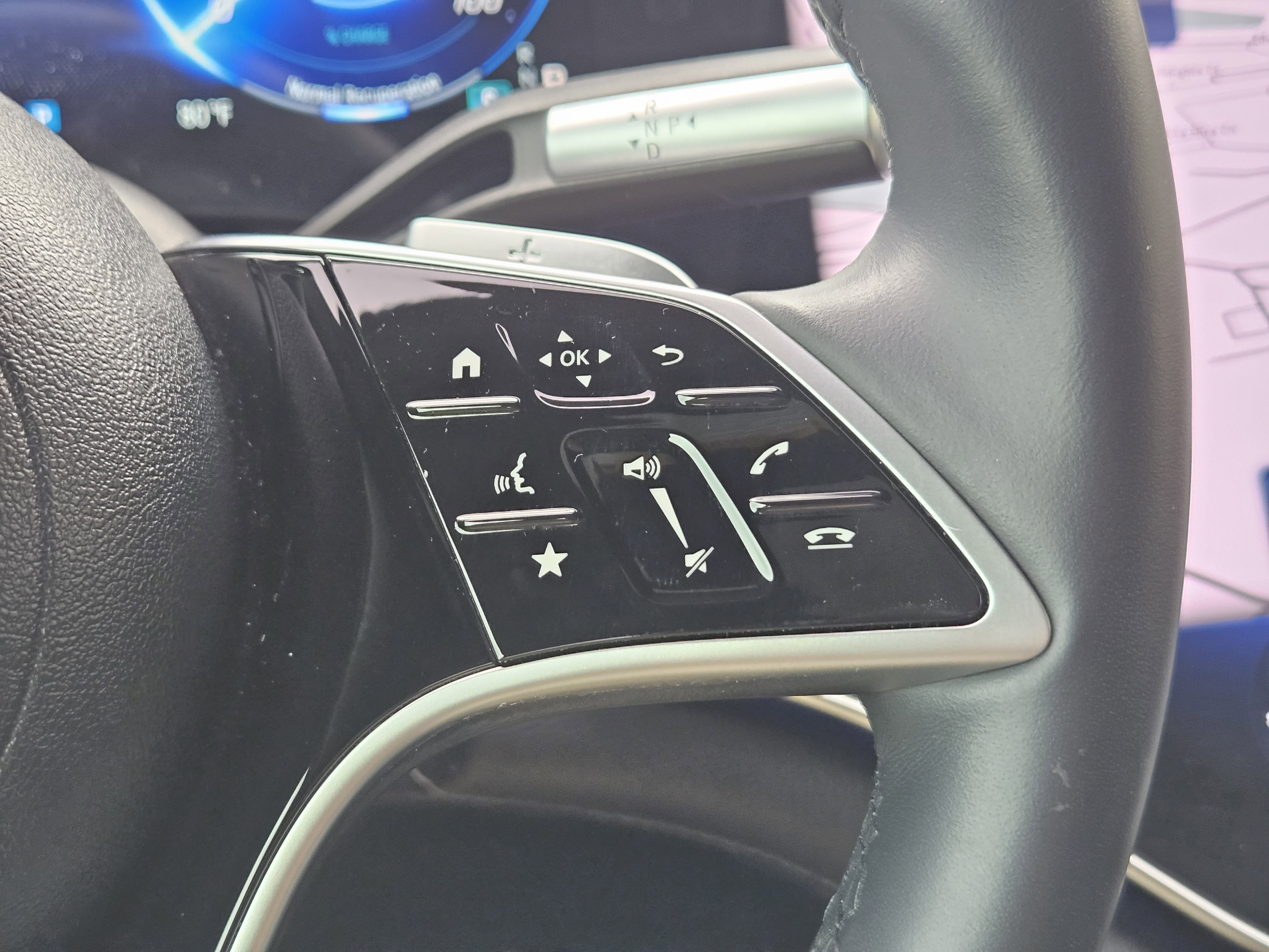 Used 2023 Mercedes-Benz EQS 580 4MATIC SUV image 28