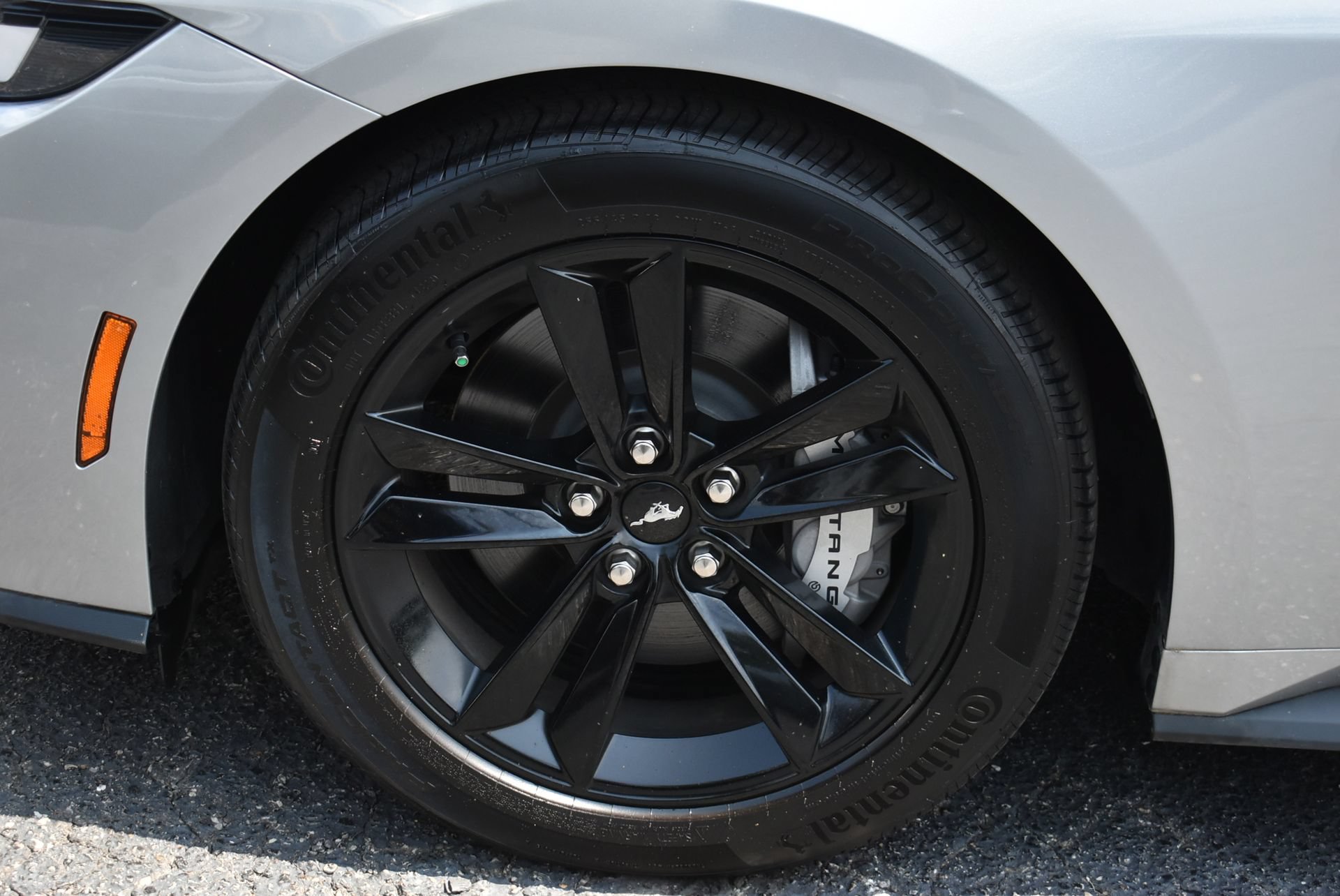 Used 2024 Ford Mustang GT RWD image 9