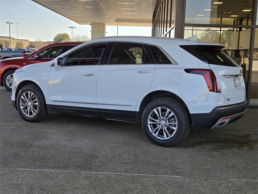 Used 2023 Cadillac XT5 Premium Luxury image 3