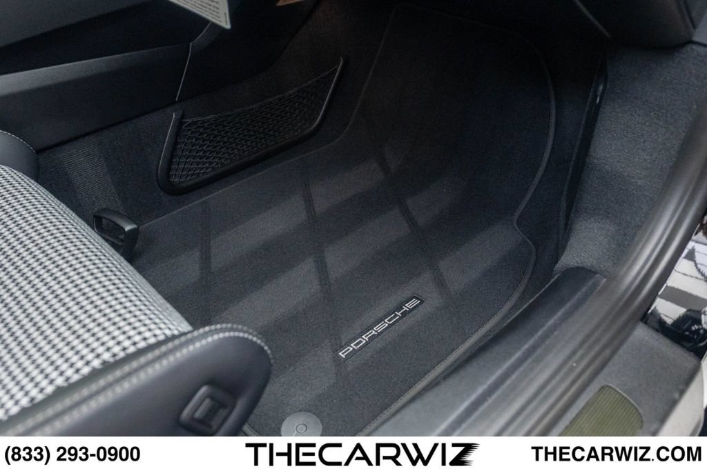 Used 2015 Porsche 911 GT3 RWD image 98