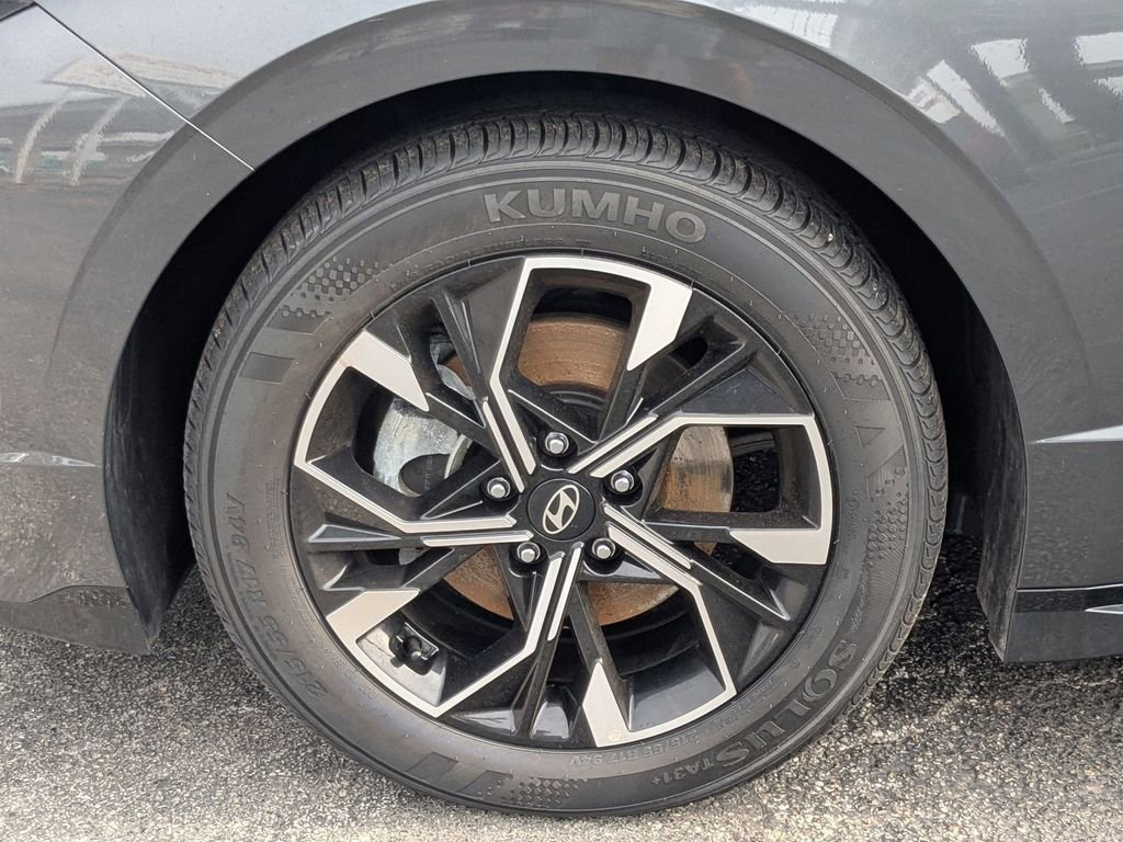 Used 2025 Hyundai Sonata SEL FWD image 27