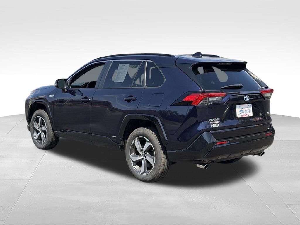 Used 2022 Toyota RAV4 SE w/ Weather & Moonroof Package AWD/4WD image 15