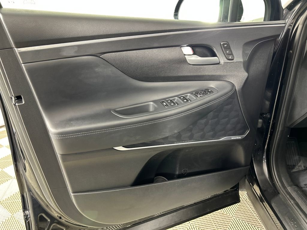 Used 2022 Hyundai Santa Fe Limited w/ Cargo Package image 19