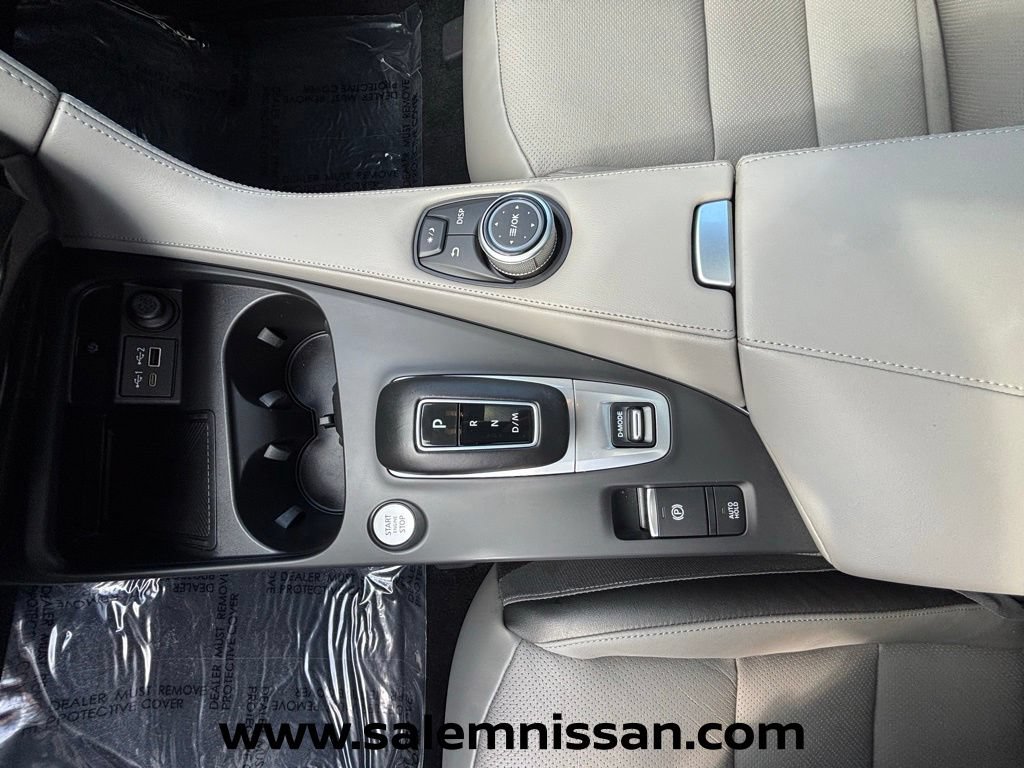 Used 2023 INFINITI QX50 Luxe AWD/4WD image 6