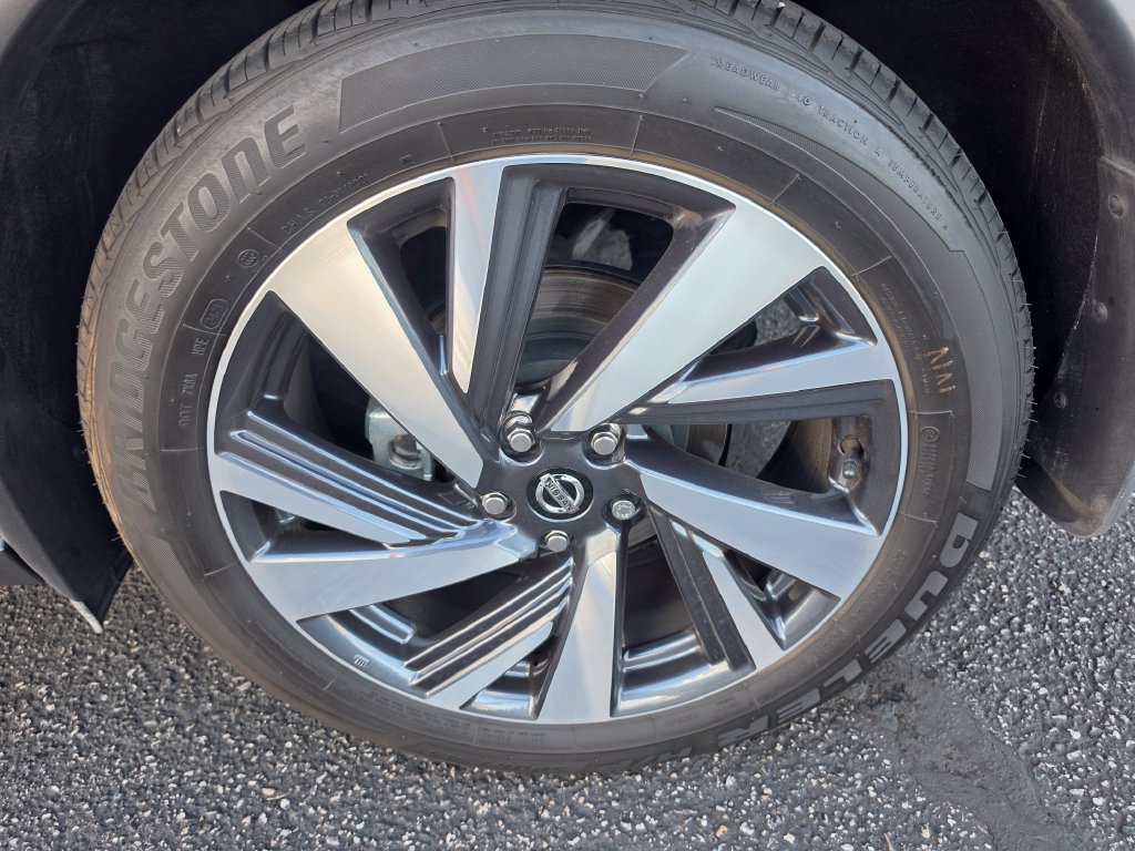 Used 2022 Nissan Murano SL w/ SL Moonroof Package FWD image 9