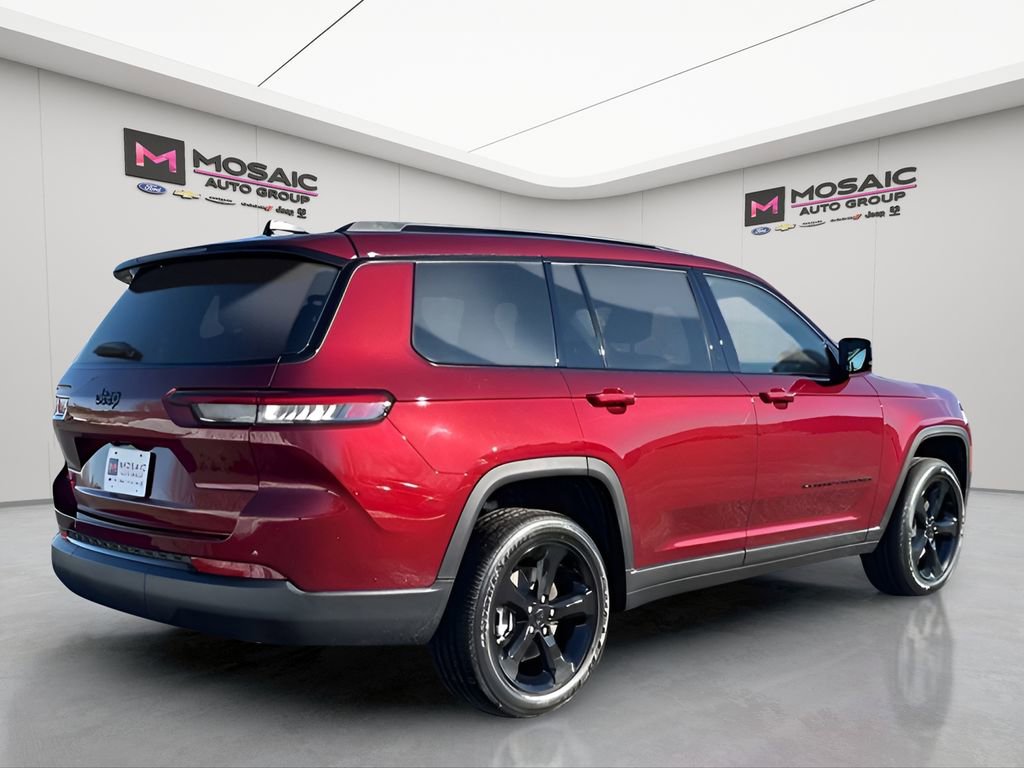 New 2025 Jeep Grand Cherokee L Altitude image 3