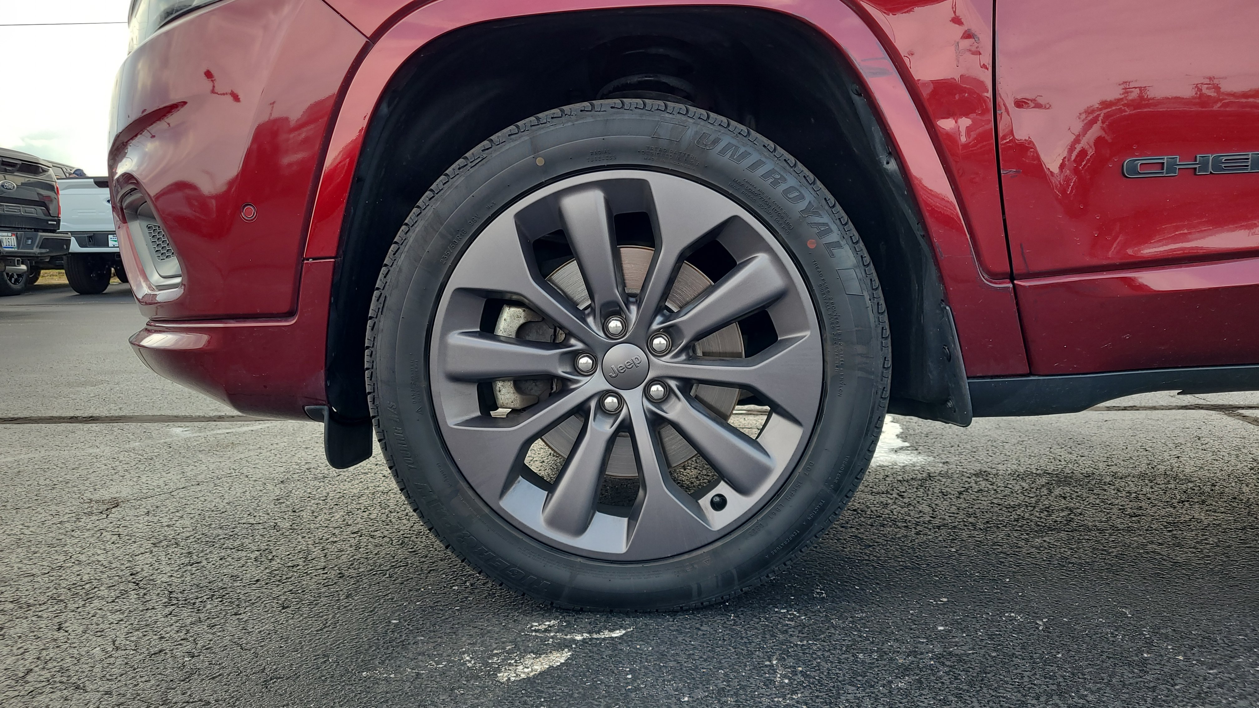 Used 2021 Jeep Cherokee High Altitude AWD/4WD image 10