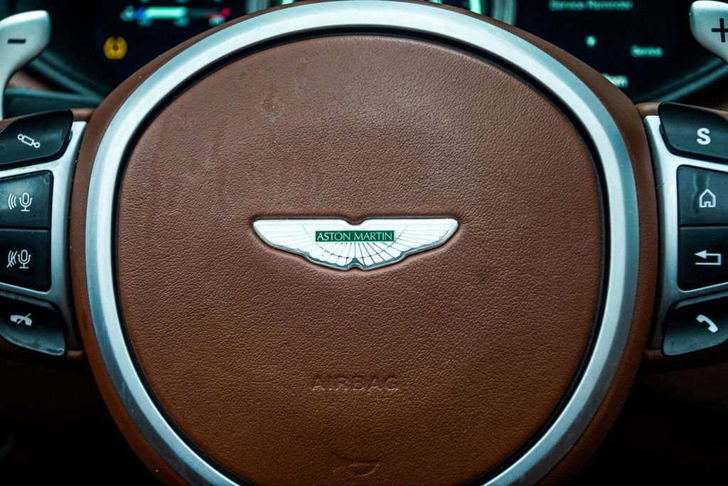 Used 2019 Aston Martin DB11 Volante RWD image 44