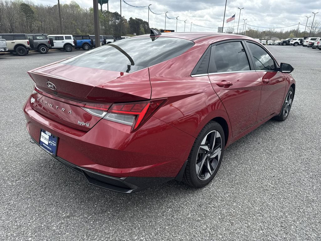 Used 2023 Hyundai Elantra Limited image 7