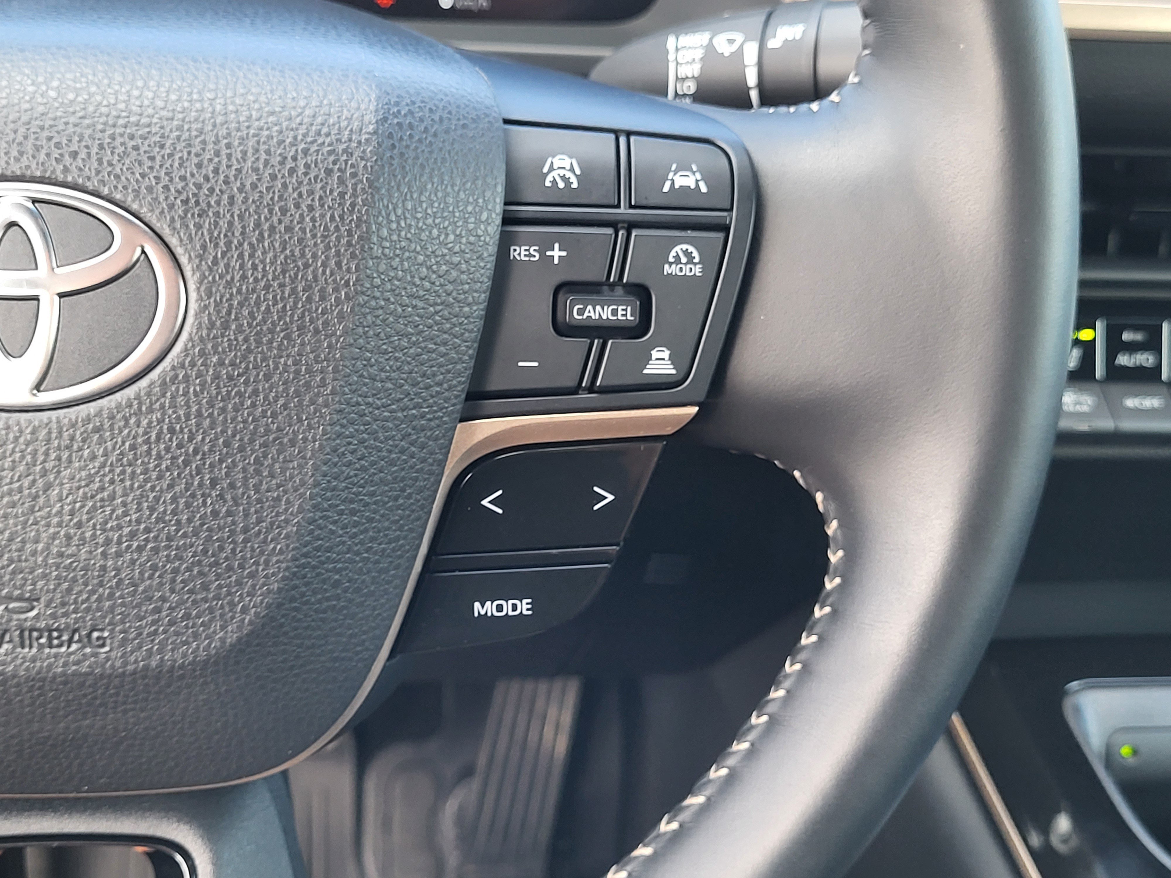 Certified 2026 Toyota Crown AWD/4WD image 15