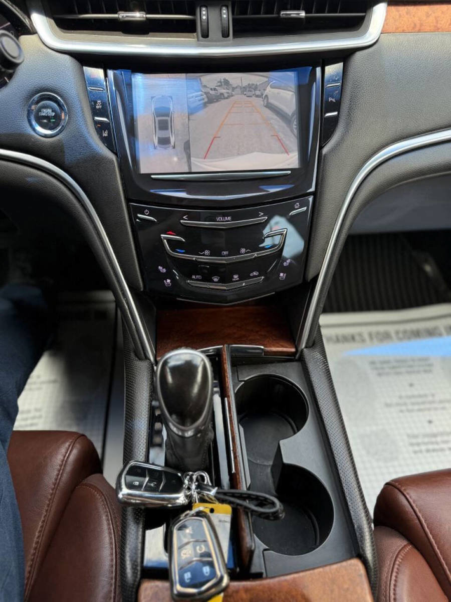 Used 2016 Cadillac XTS Luxury w/ Driver Awareness Package AWD/4WD image 17