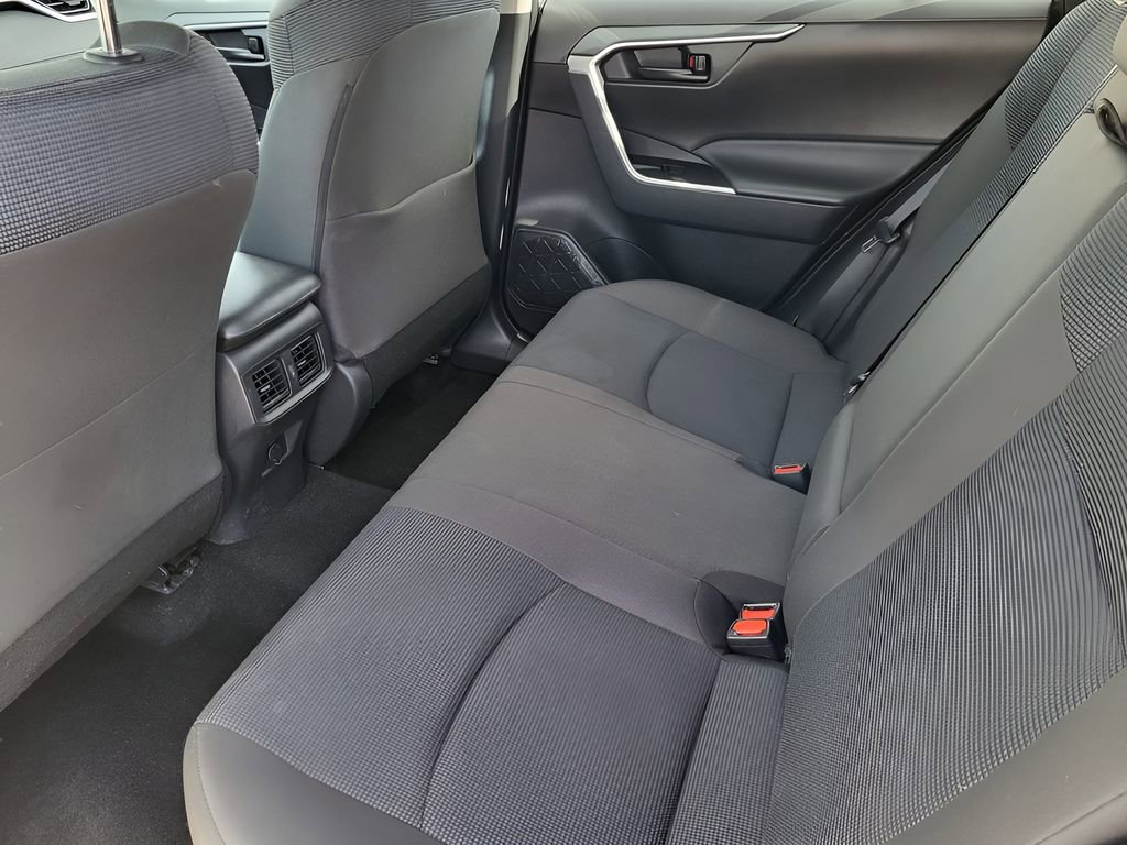 Used 2025 Toyota RAV4 LE image 29