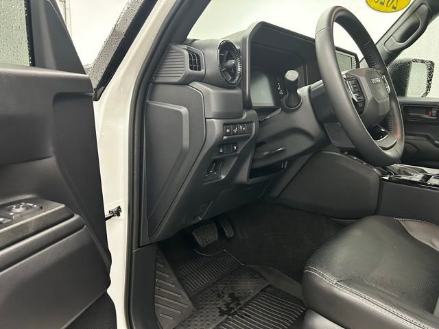 Used 2025 Toyota Land Cruiser 1958 image 28