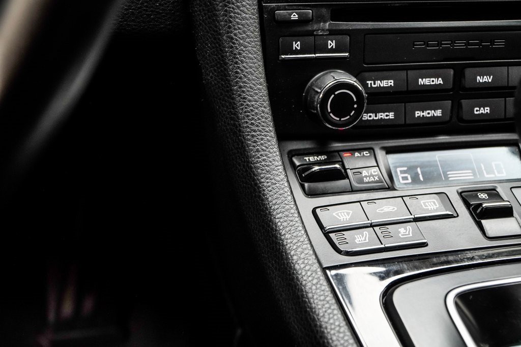 Used 2021 Porsche 718 Boxster image 26