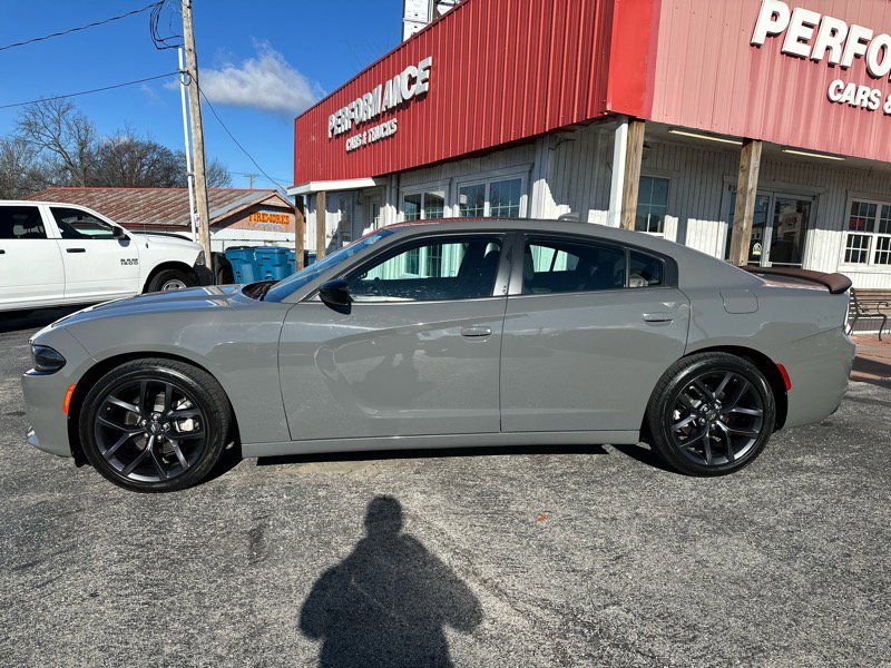 Used 2023 Dodge Charger SXT w/ Blacktop Package image 7