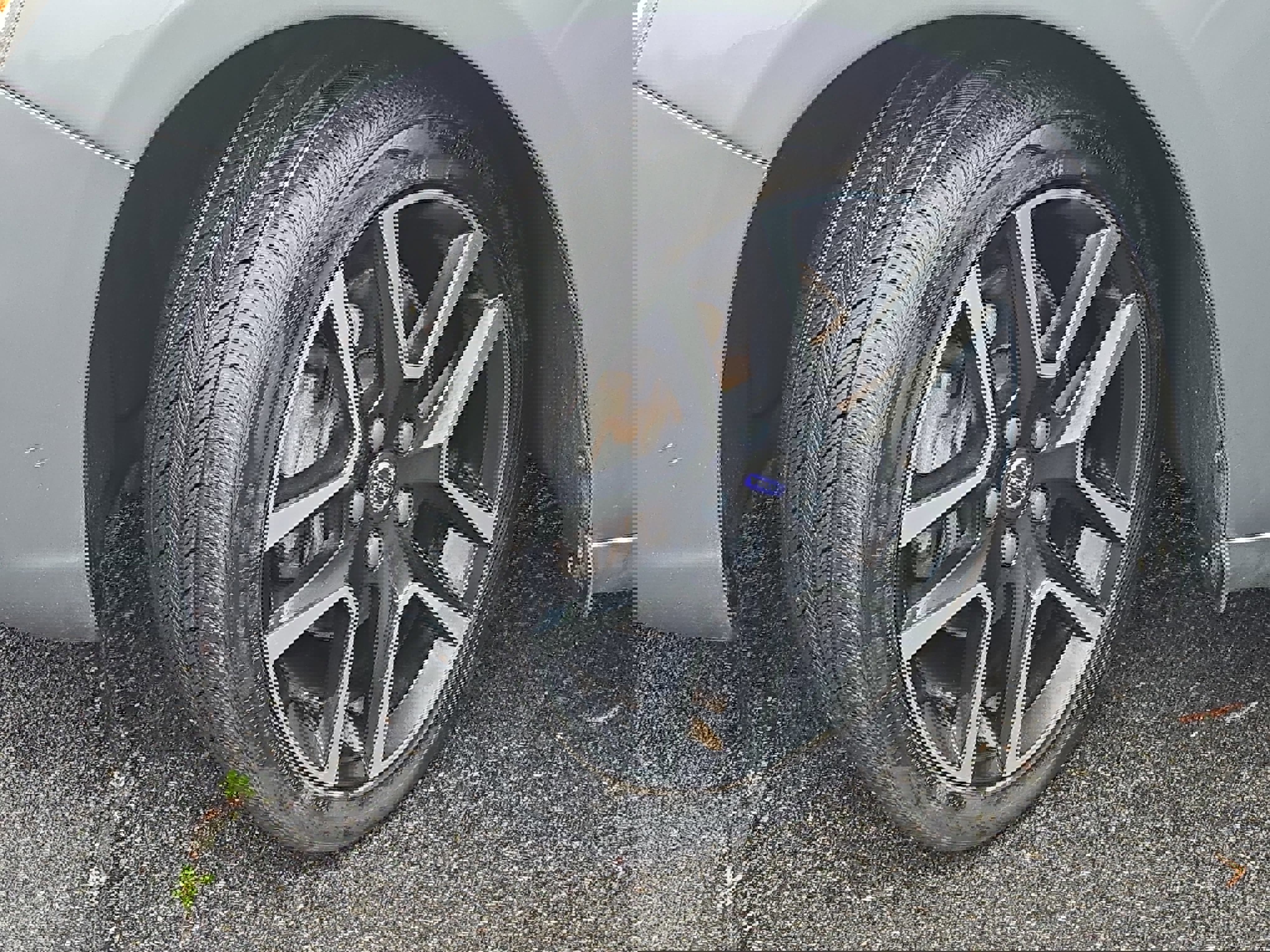 Used 2018 Volvo S60 T5 Dynamic w/ Vision Package image 30