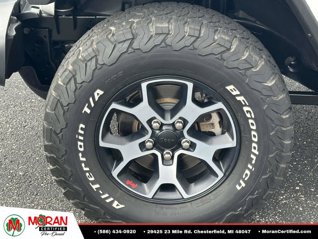 Used 2022 Jeep Wrangler Unlimited Rubicon w/ LED Lighting Group AWD/4WD image 9