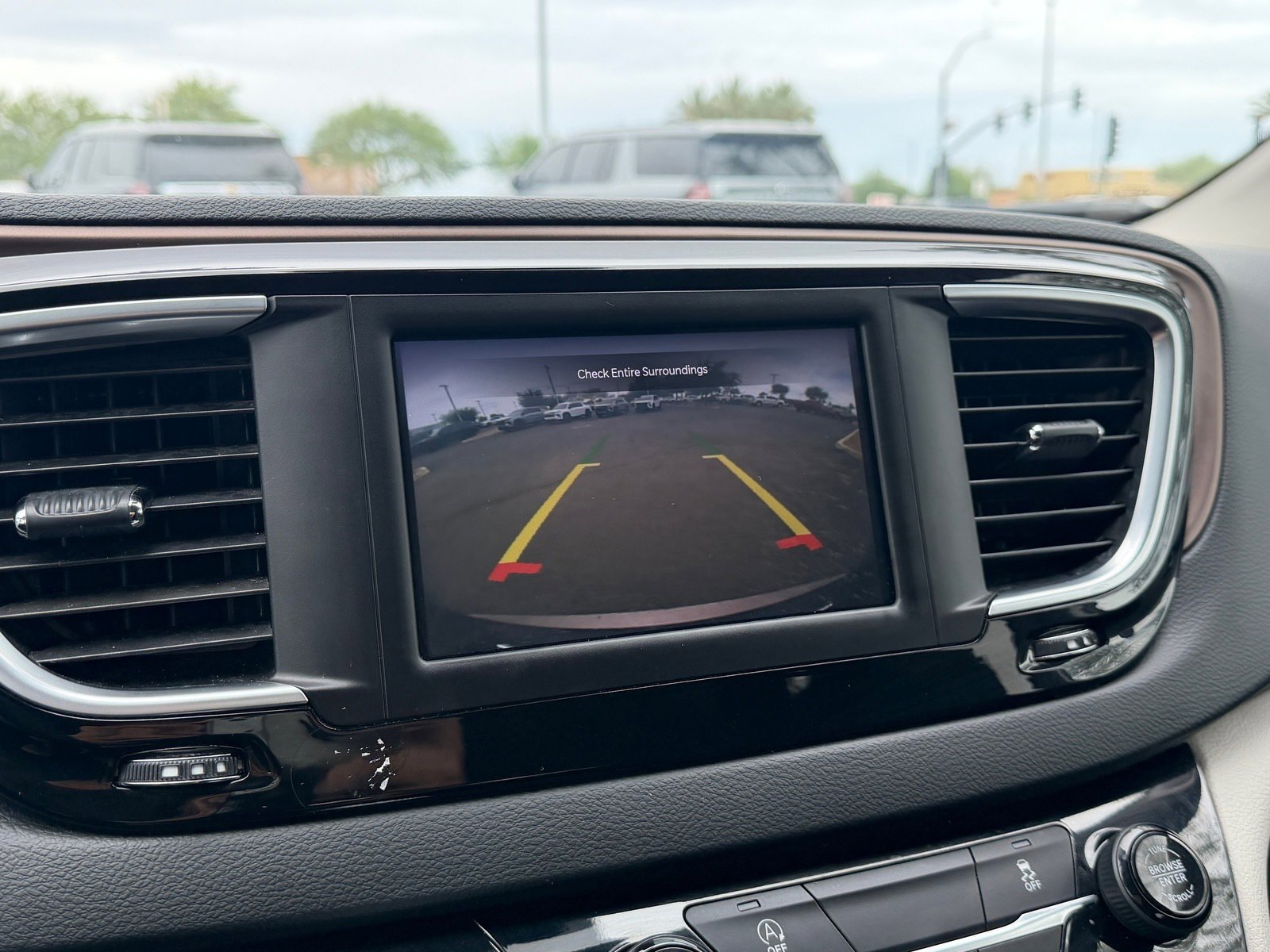 Used 2023 Chrysler Voyager LX FWD image 24