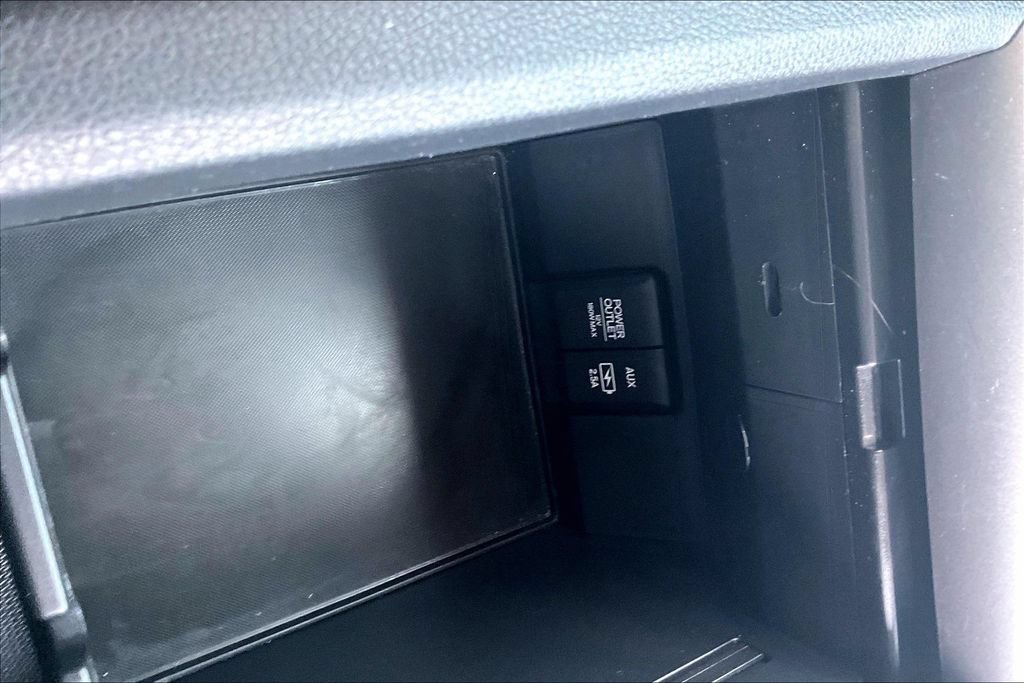 Certified 2022 Honda Pilot Special Edition image 16