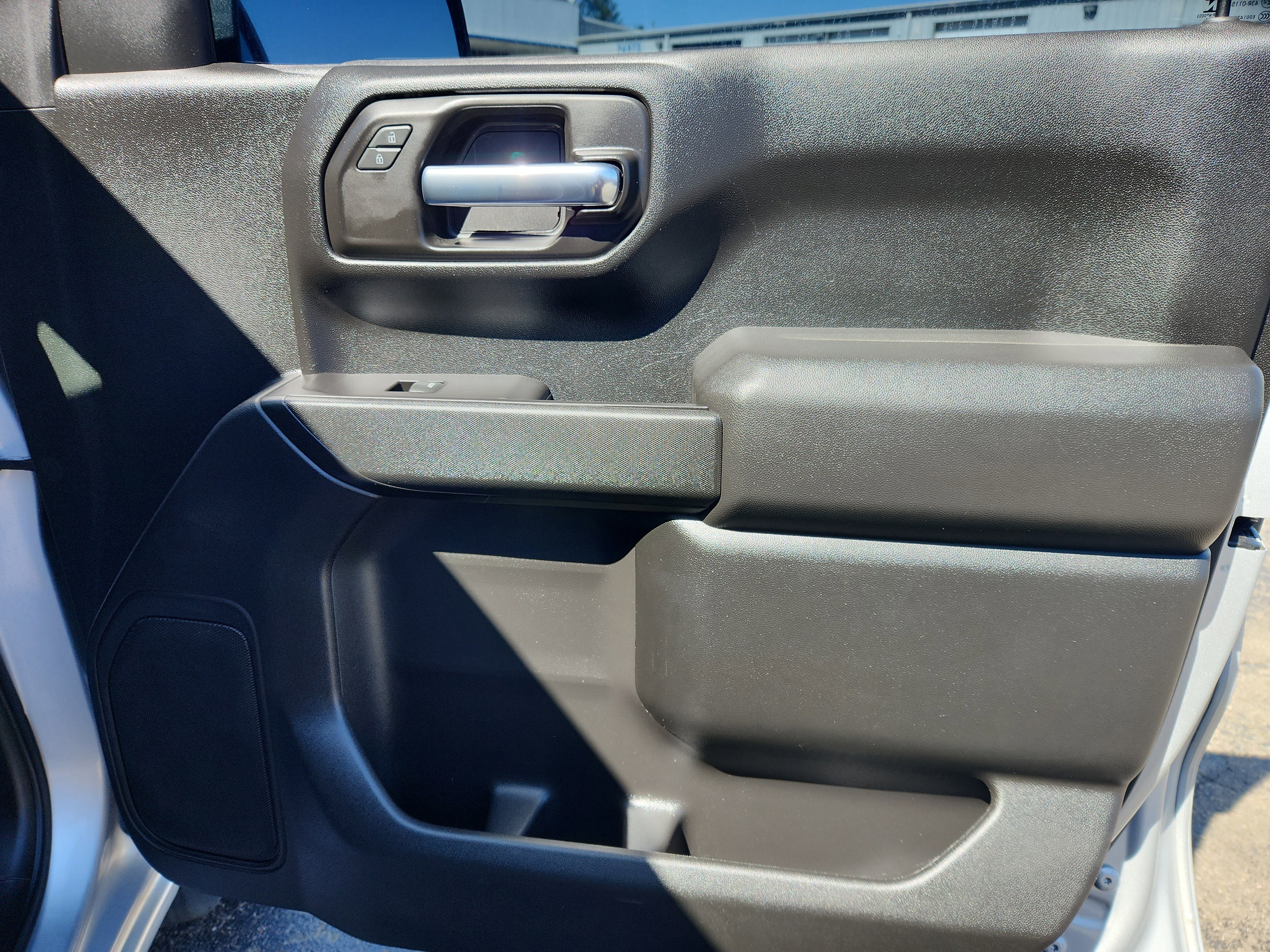 Used 2021 Chevrolet Silverado 1500 Custom image 32