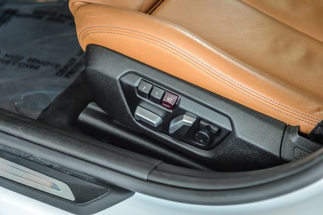 Used 2018 BMW 340i xDrive Sedan AWD/4WD image 18