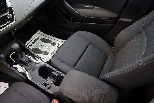 Used 2024 Toyota Corolla LE image 25
