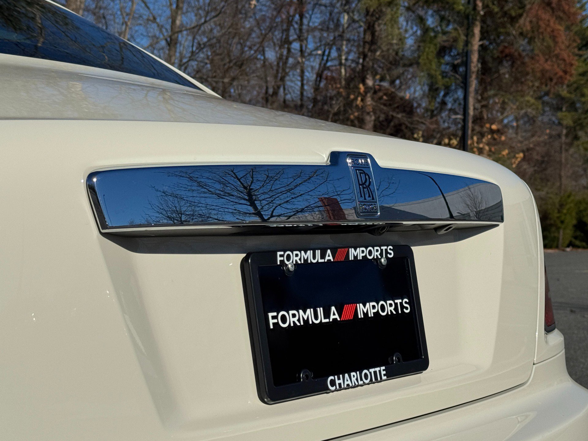 Used 2013 Rolls-Royce Ghost image 20