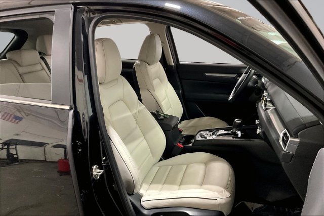 Used 2025 MAZDA CX-5 AWD 2.5 S w/ Preferred Package image 7