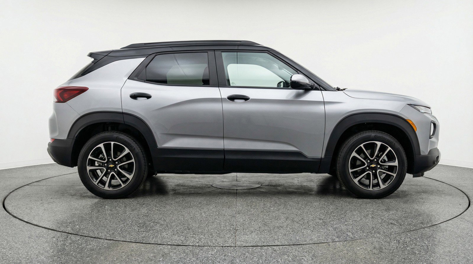 Used 2025 Chevrolet TrailBlazer LT FWD image 11