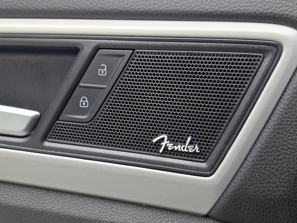 Certified 2021 Volkswagen Atlas Cross Sport SEL Premium image 18