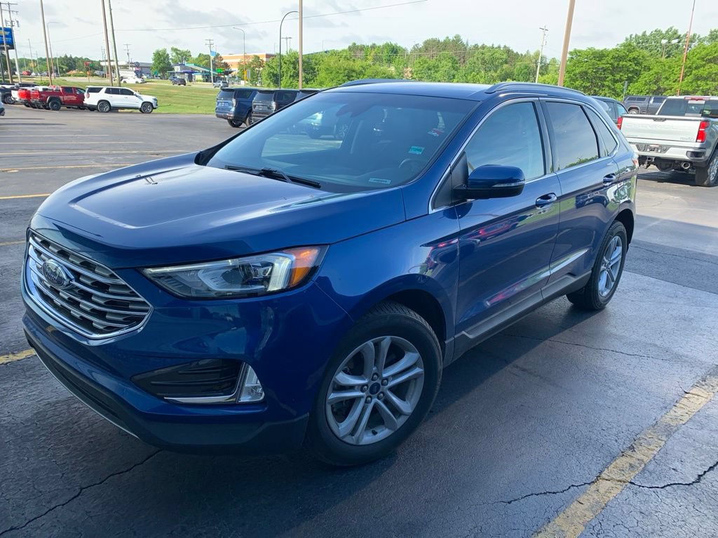 Used 2020 Ford Edge SEL w/ Cold Weather Package AWD/4WD image 2