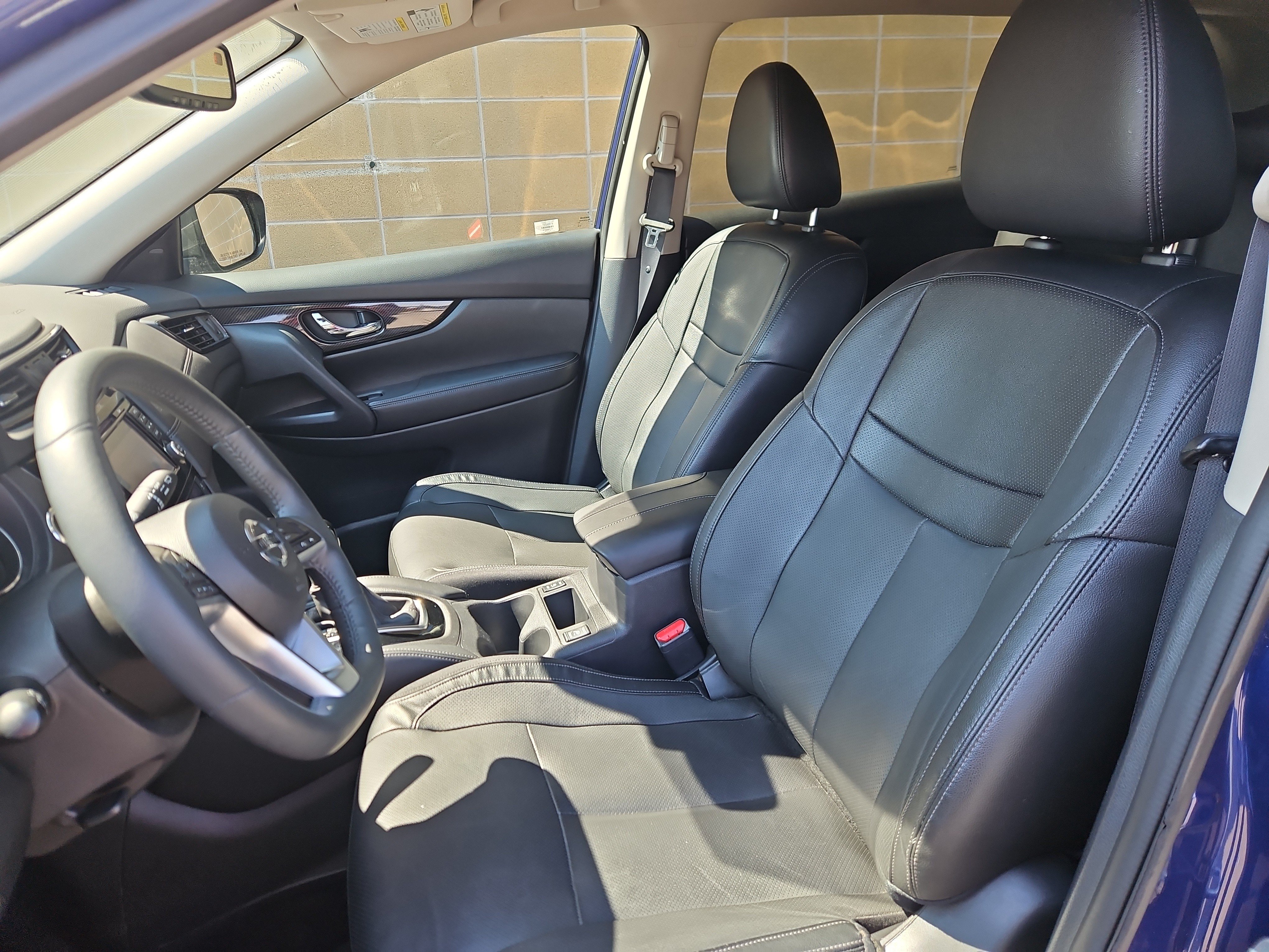 Used 2017 Nissan Rogue SL w/ SL Premium Package AWD/4WD image 9