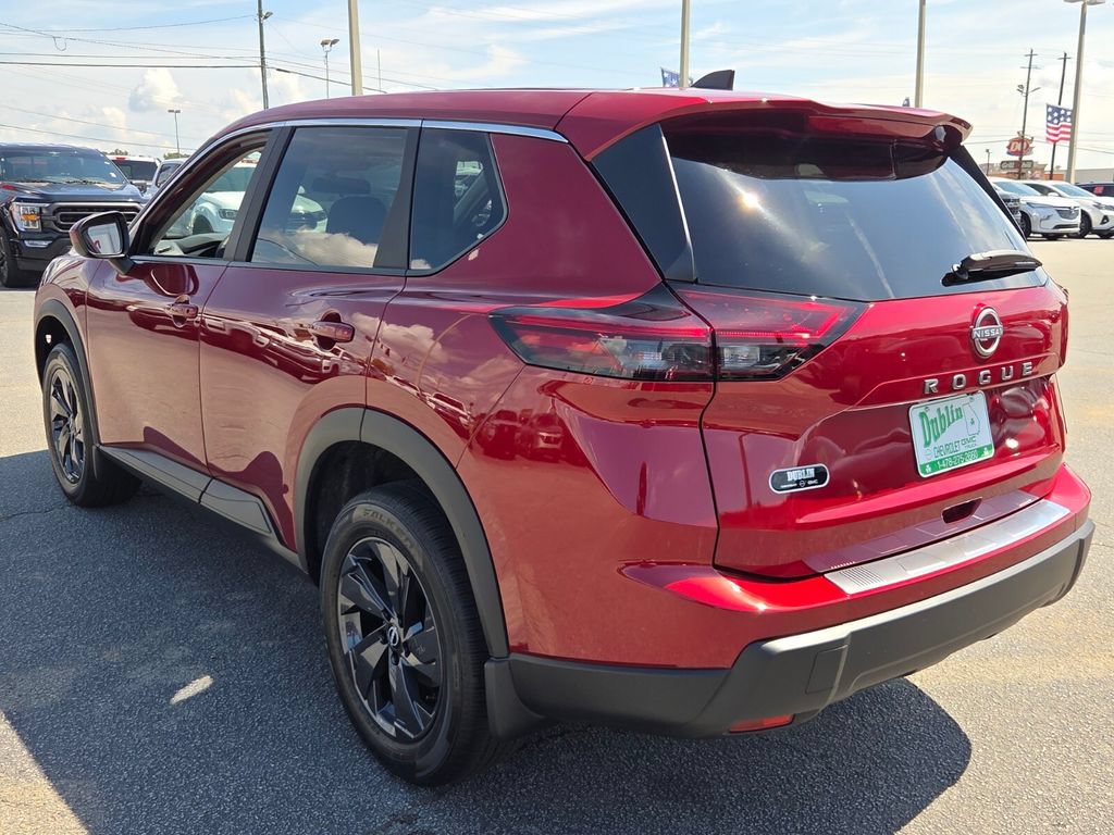New 2026 Nissan Rogue SV FWD image 8