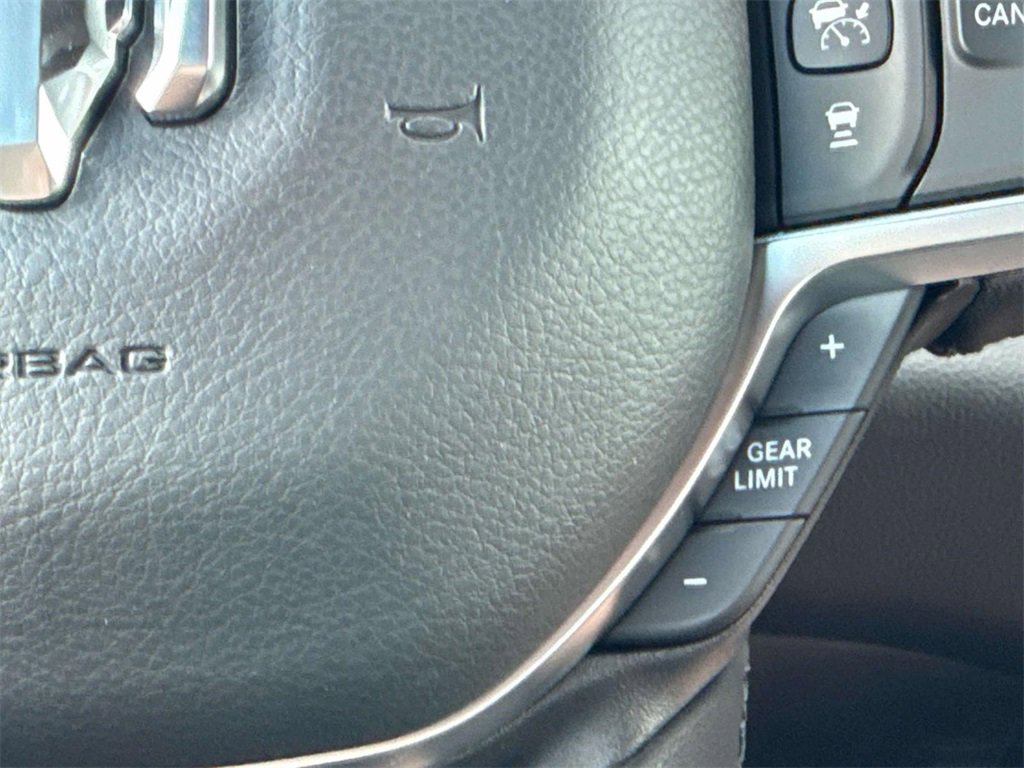 New 2026 RAM 1500 4x4 Crew Cab image 19