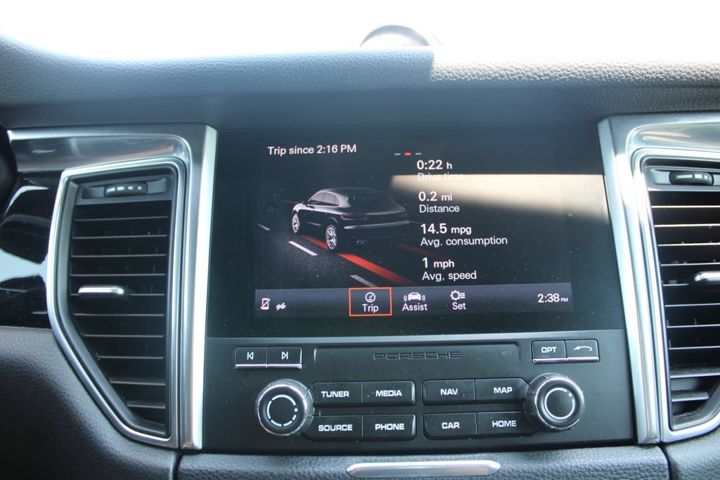 Used 2018 Porsche Macan S AWD/4WD image 57