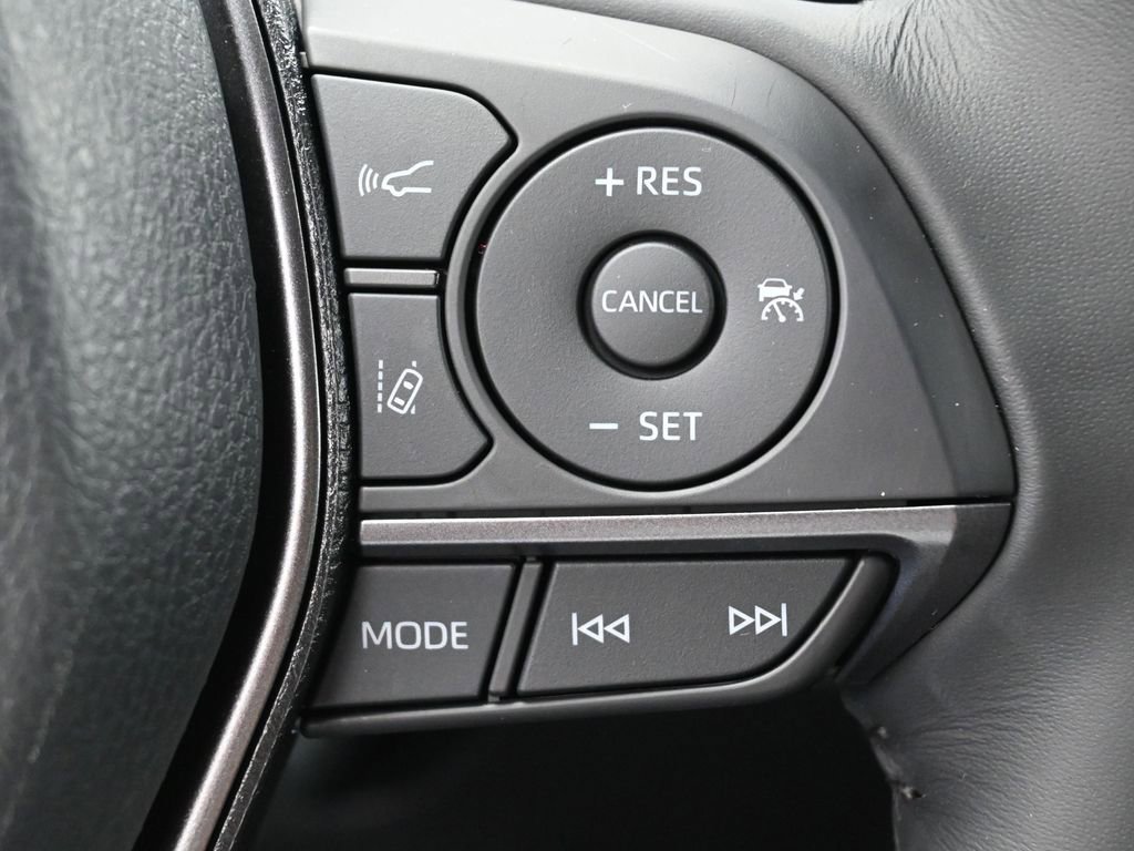 Certified 2023 Toyota Camry SE FWD image 19