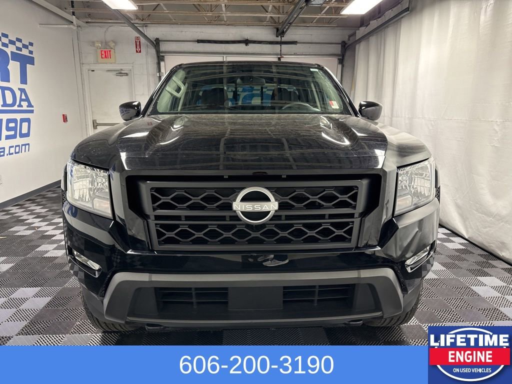 Used 2024 Nissan Frontier SV w/ SV Convenience Package AWD/4WD image 3