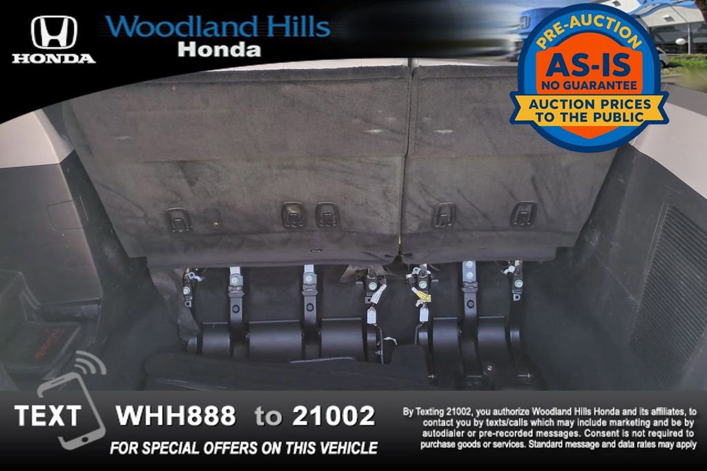 Used 2015 Toyota Sienna Limited image 23