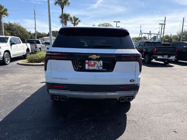 New 2027 Chevrolet Traverse LT w/ LPO, Floor Liner Package FWD image 11