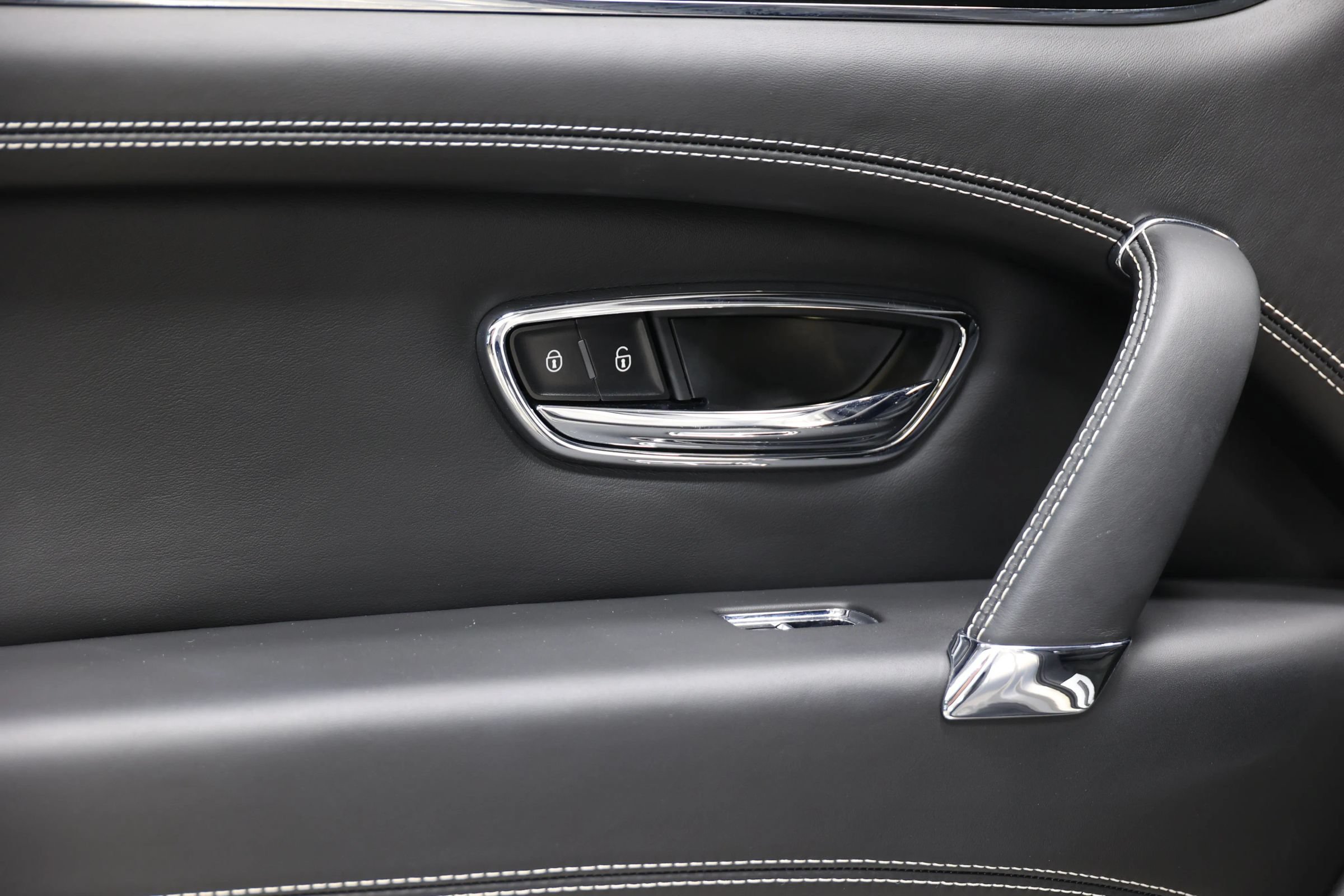 Used 2018 Bentley Bentayga Onyx Edition AWD/4WD image 52
