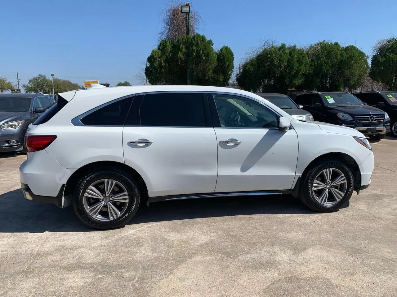 Used 2019 Acura MDX FWD image 8
