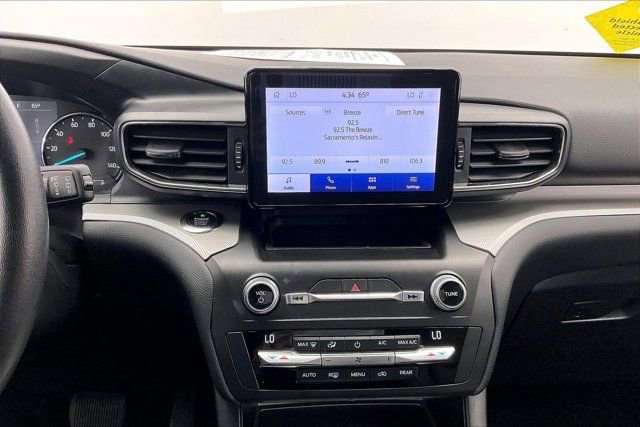 Used 2020 Ford Explorer XLT w/ Equipment Group 202A image 5